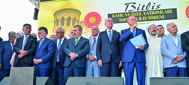 Eren Holding, 200 Milyon Dolarlık İplik Yatırımını Bitlis’te Çalıştırdı