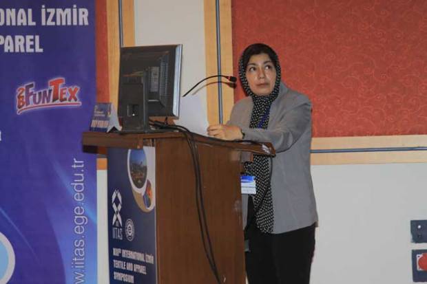 Photos of the symposium presentations (IITAS2014)-3