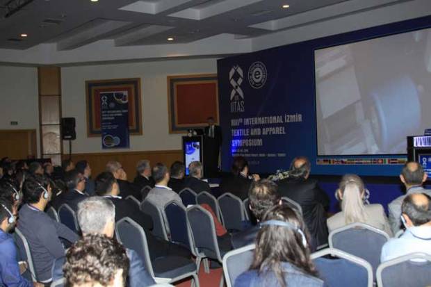 Photos of the symposium presentations (IITAS2014)