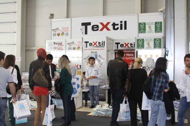 Textildunyasi Magazine in Istanbul ITM Fair Photos